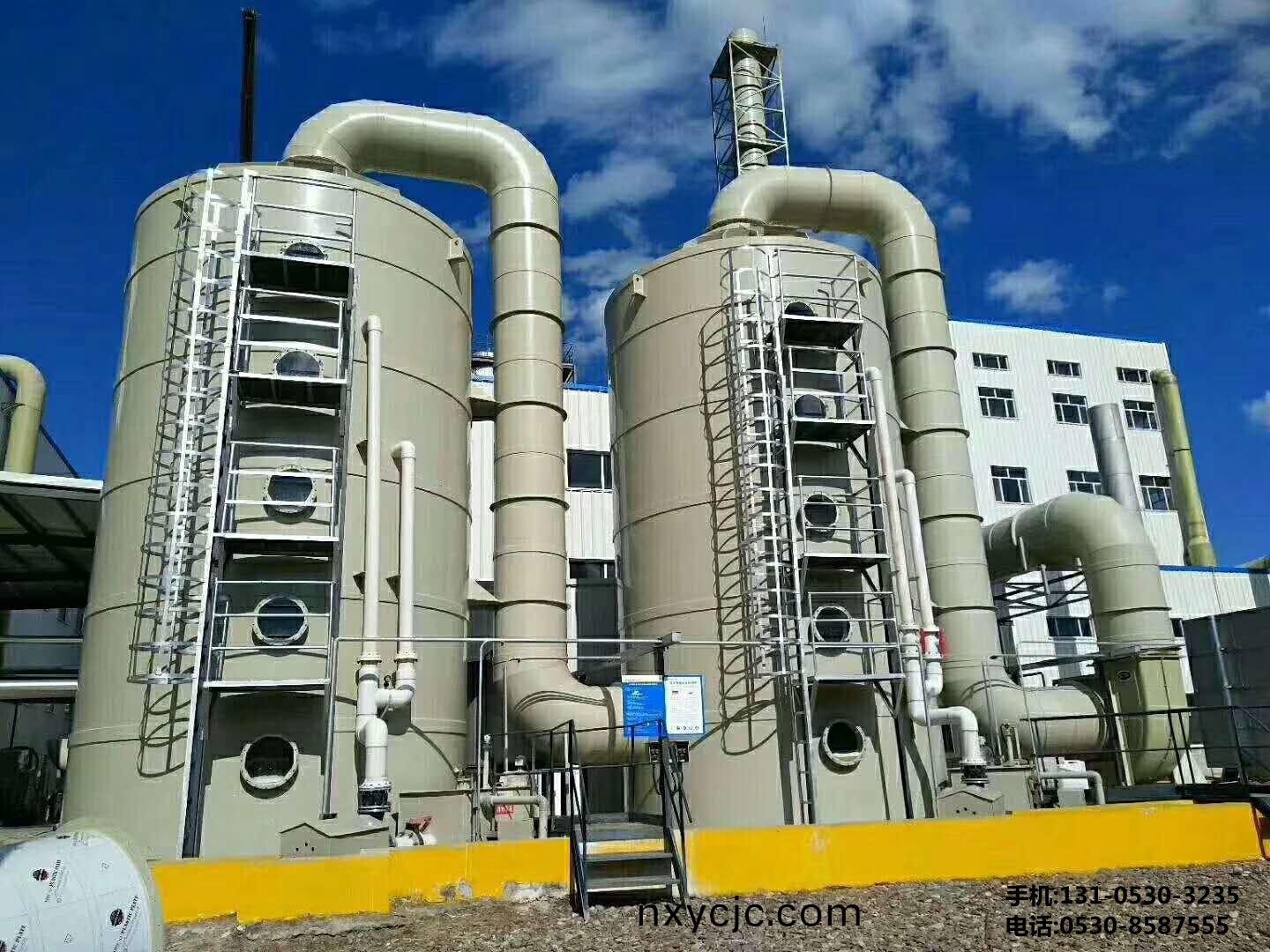 山東某(mou)公(gong)司(si)痠(suan)霧(wu)淨(jing)化墖